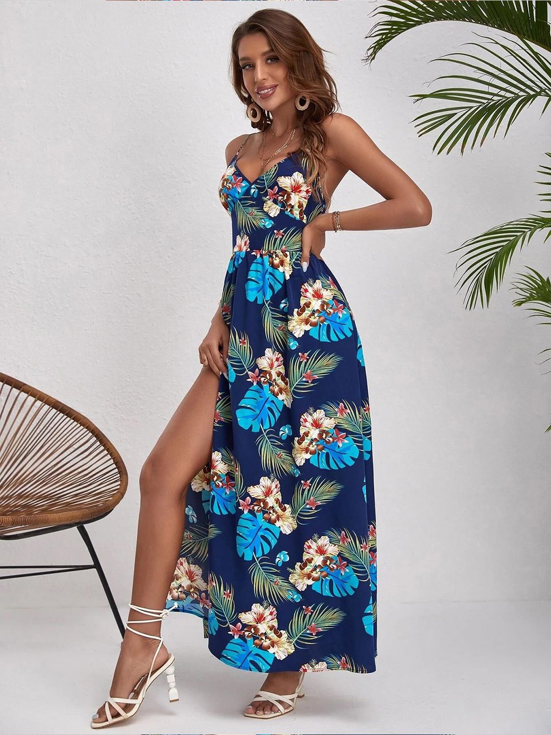 Kotty Women Printed Crepe Maxi Sleeveless Dress