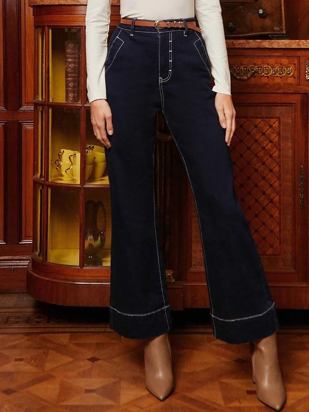 Kotty Women Bootcut High-Rise Stretchable Jeans