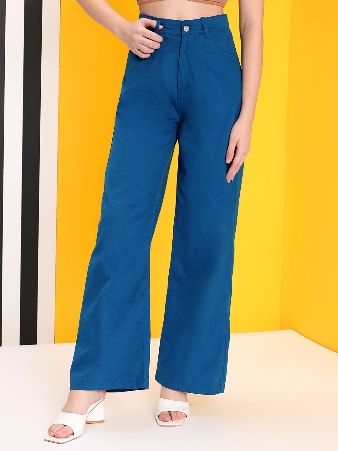 Kotty Women Jean Straight Fit High-Rise Stretchable Jeans