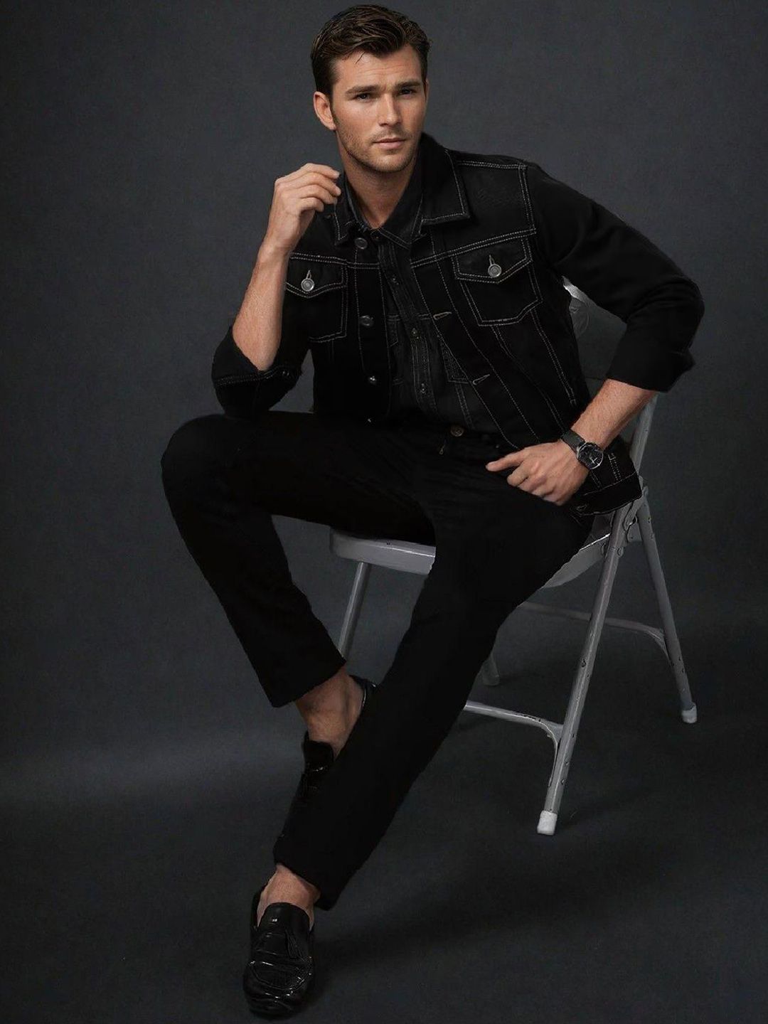 Kotty Men Solid Spread Collar Denim Jacket