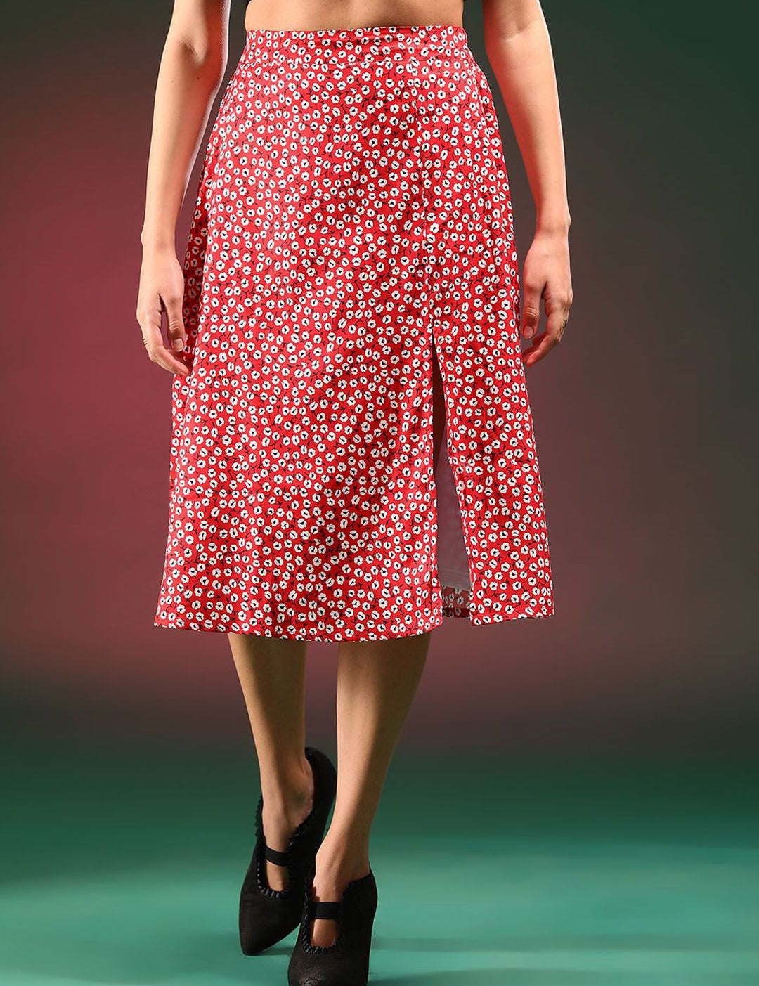  Kotty Printed A-Line Midi Skirts