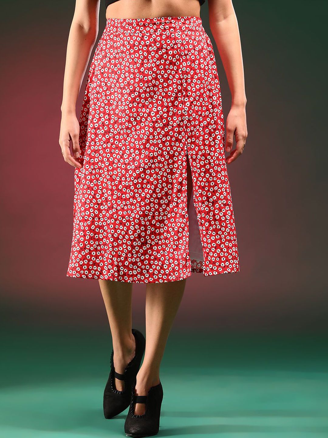  Kotty Printed A-Line Midi Skirts