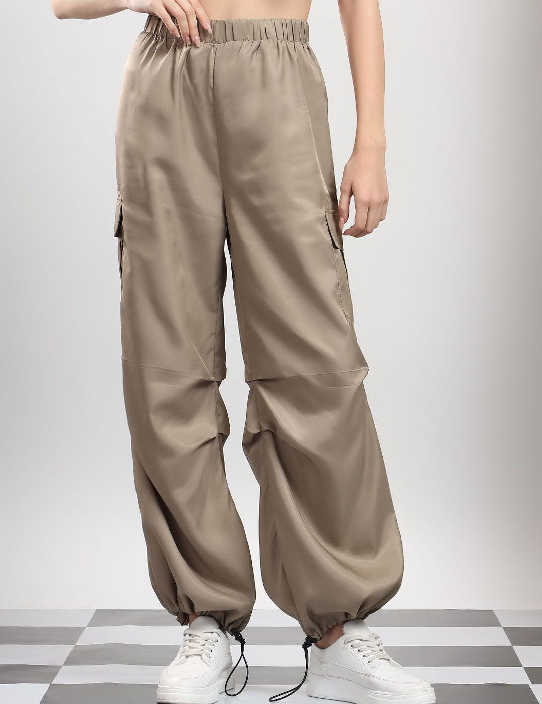 Kotty Women High-Rise Parachute Trousers