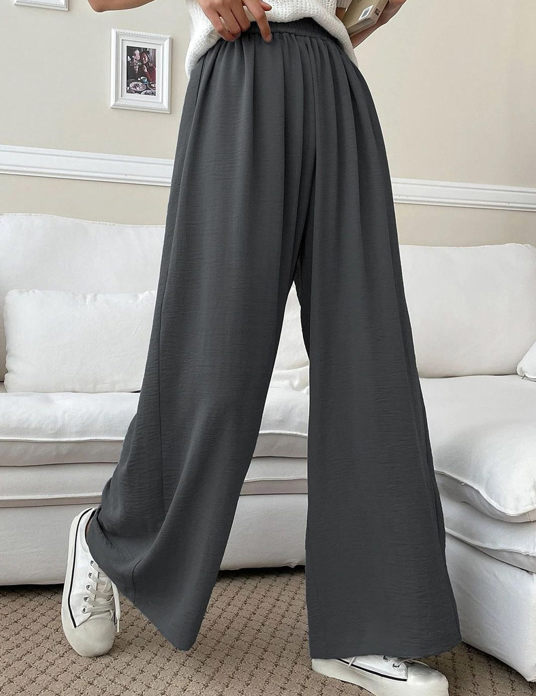 Kotty Women Relaxed Straight Leg Loose Fit High-Rise Wrinkle Free Regular Trousers