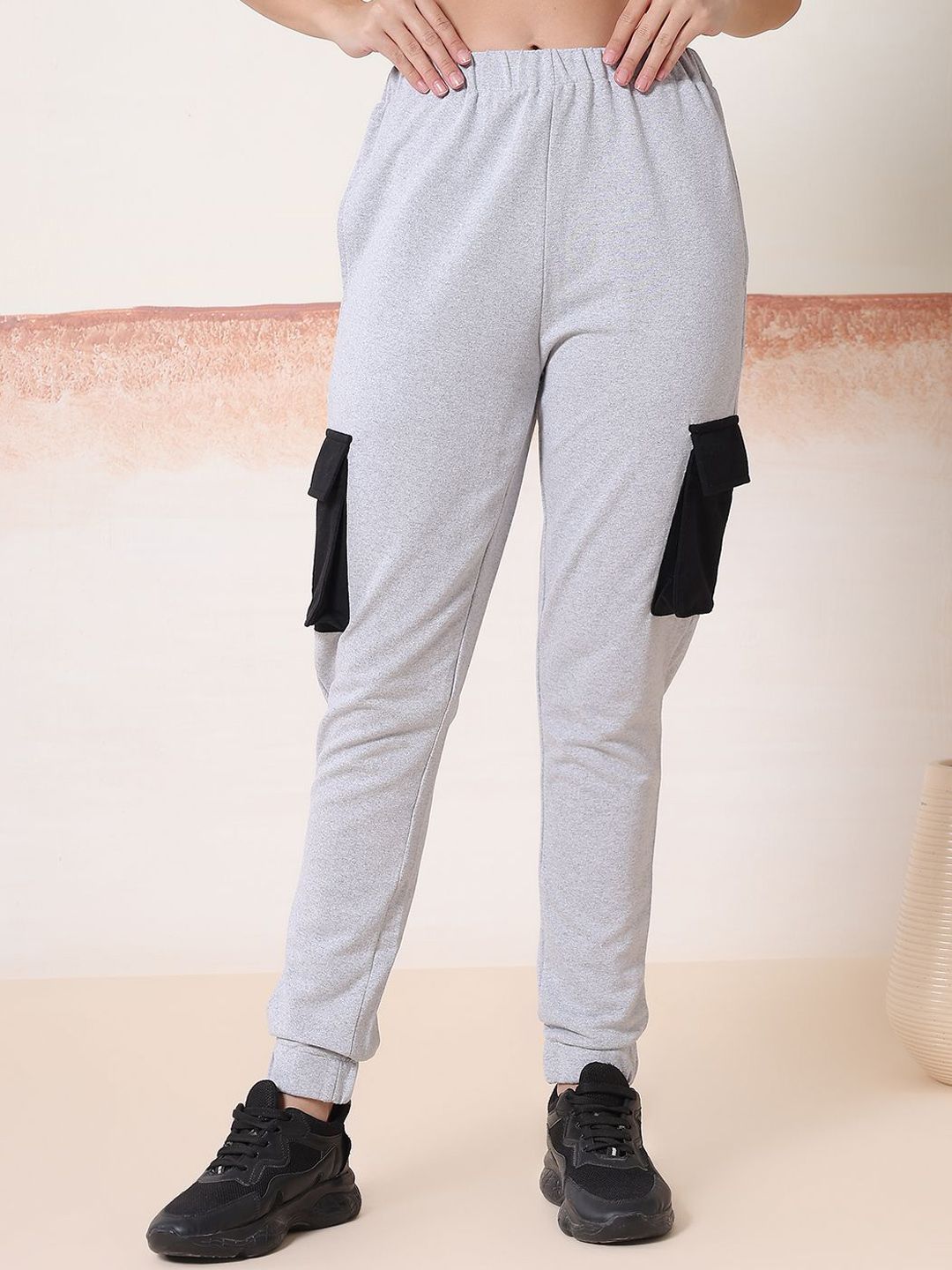 Kotty Women Mid Rise Relaxed Fit Joggers