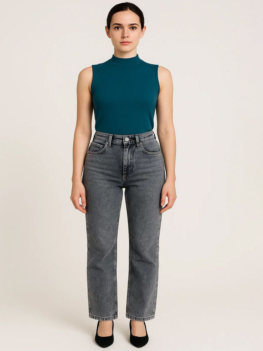 Kotty Women Straight Fit High-Rise Light Fade Stretchable Jeans