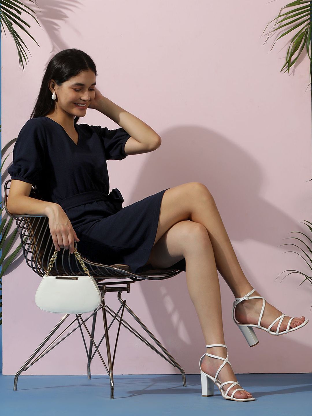 Kotty Women Solid Puff Sleeve A-Line Dress