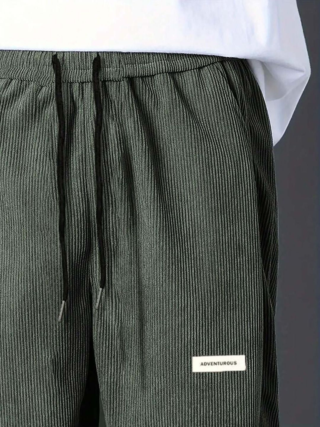 Kotty Men Relaxed High-Rise Corduroy Joggers Trousers