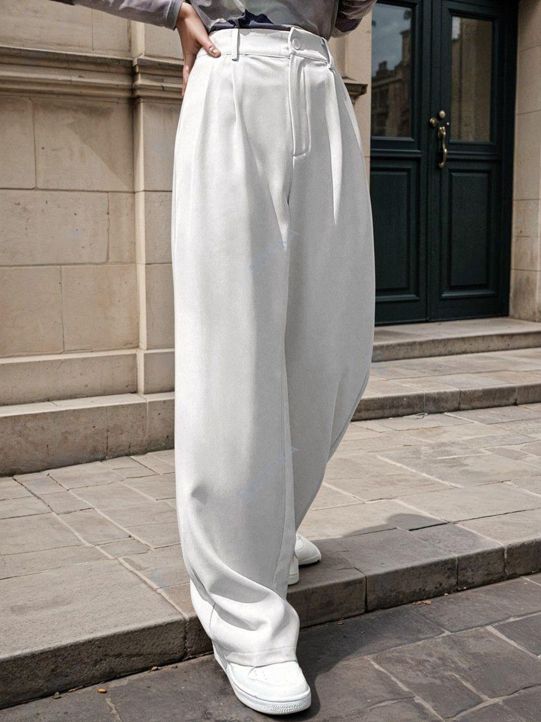 Kotty Women Relaxed Straight Leg Straight Fit High-Rise Easy Wash Trousers