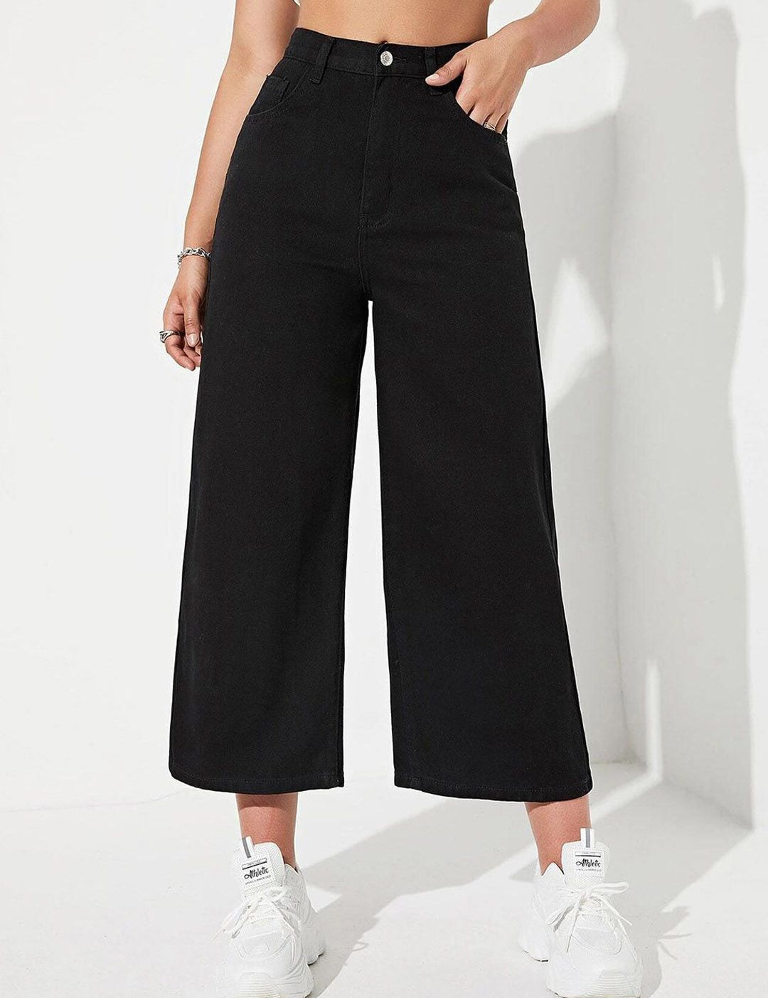 Kotty Women Flared High-Rise Stretchable Jeans