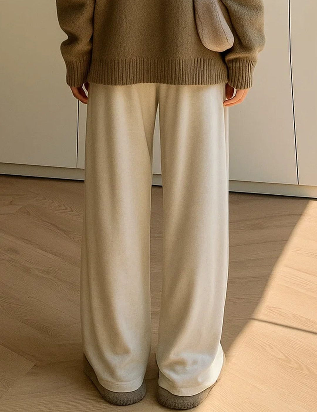 Kotty Women Relaxed Straight Leg Loose Fit High-Rise Trousers