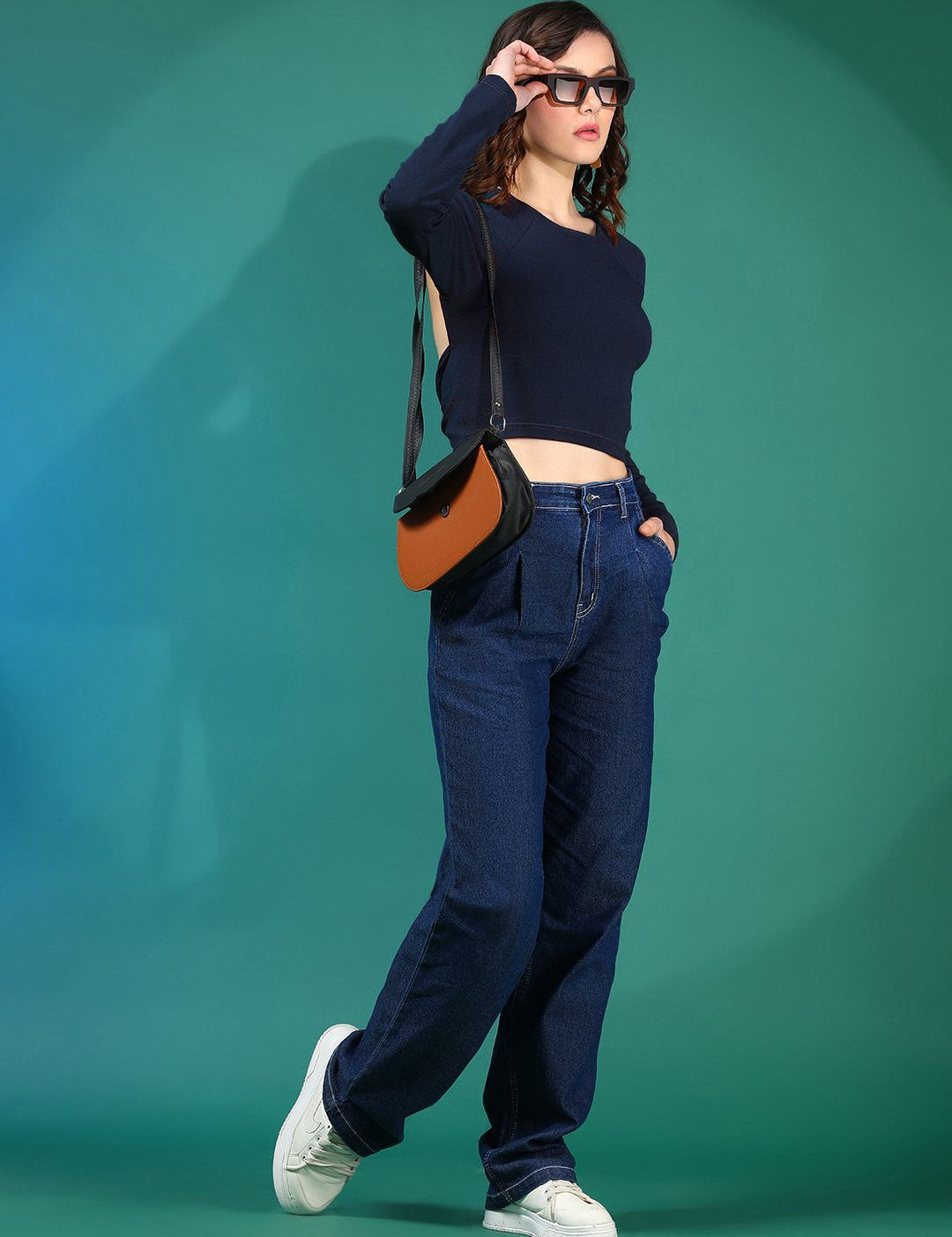 Kotty Women Solid Round Neck Top