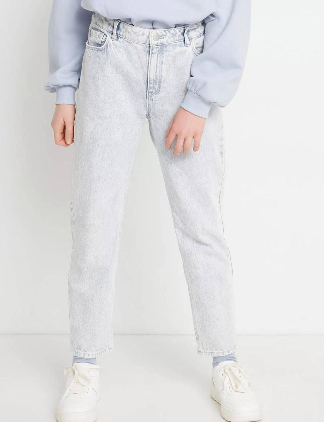 Kotty Girls Straight Fit High-Rise Stretchable Jeans