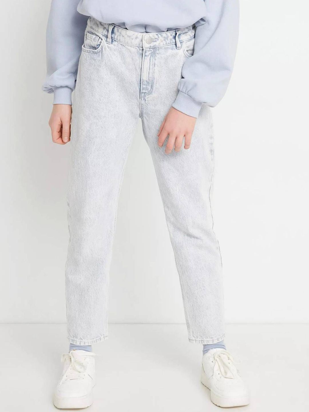 Kotty Girls Straight Fit High-Rise Stretchable Jeans