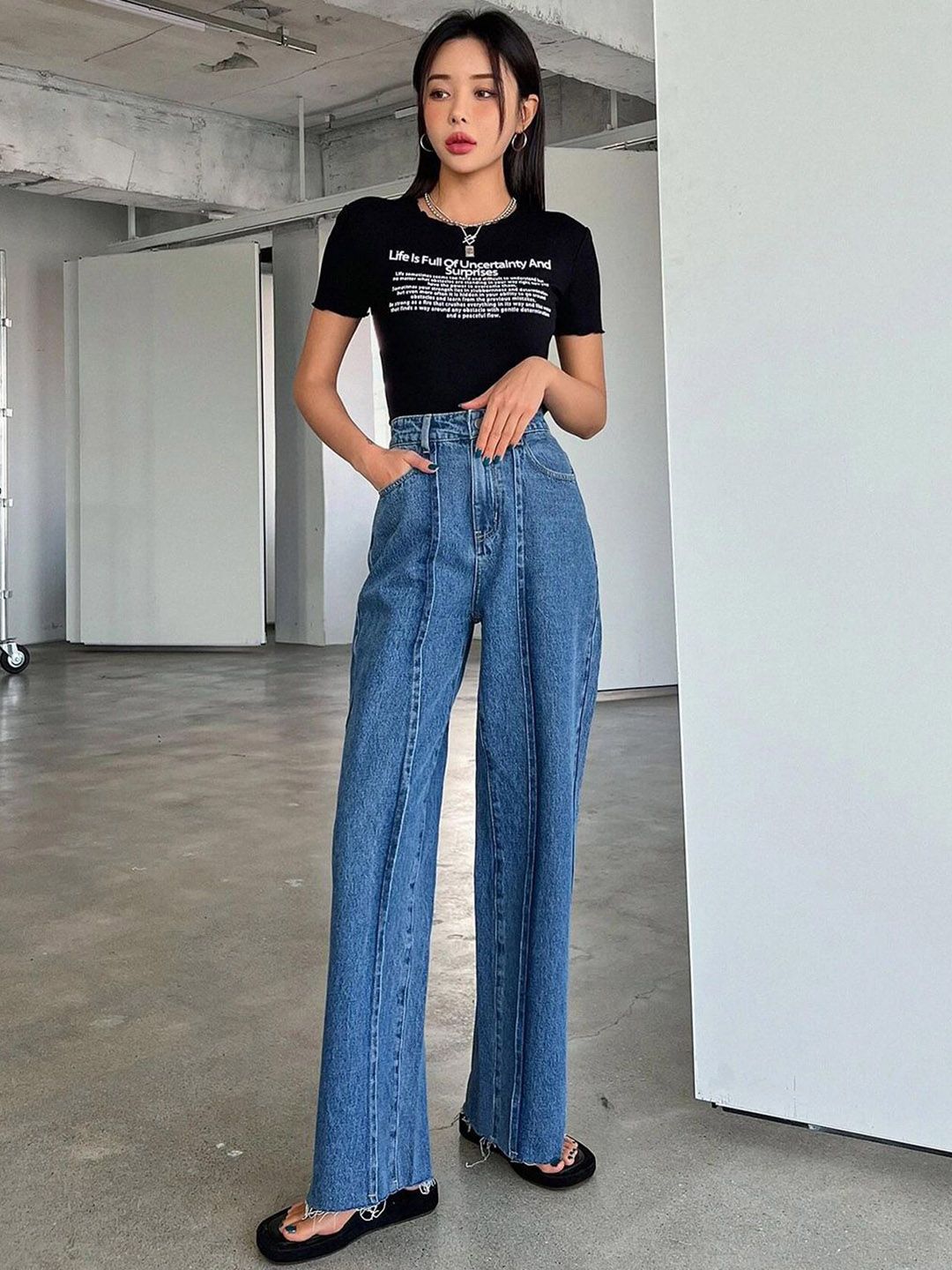 Kotty Women Straight Fit Cotton High-Rise  Jeans