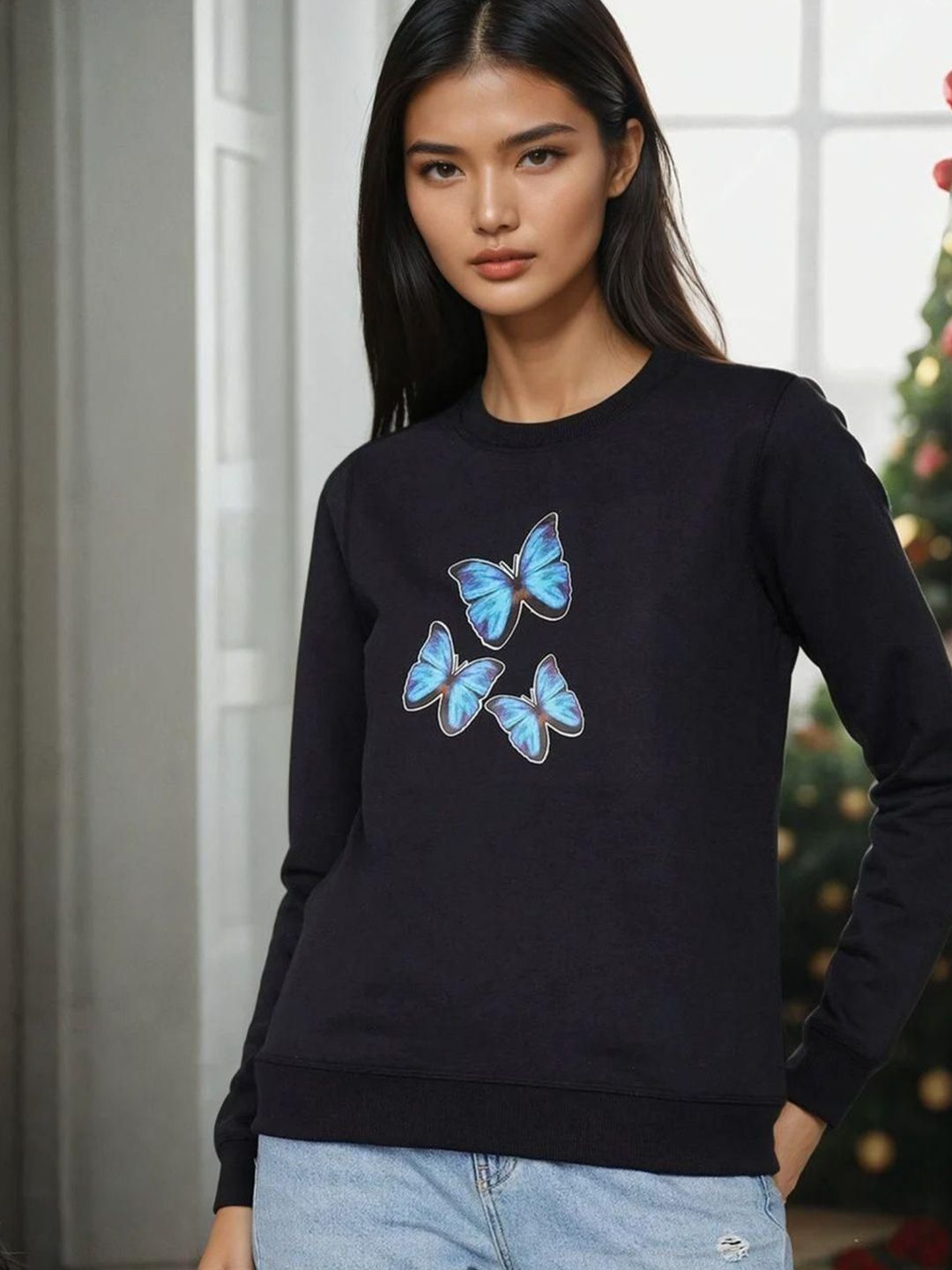 Kotty Women Embroidered Round Neck Sweatshirt