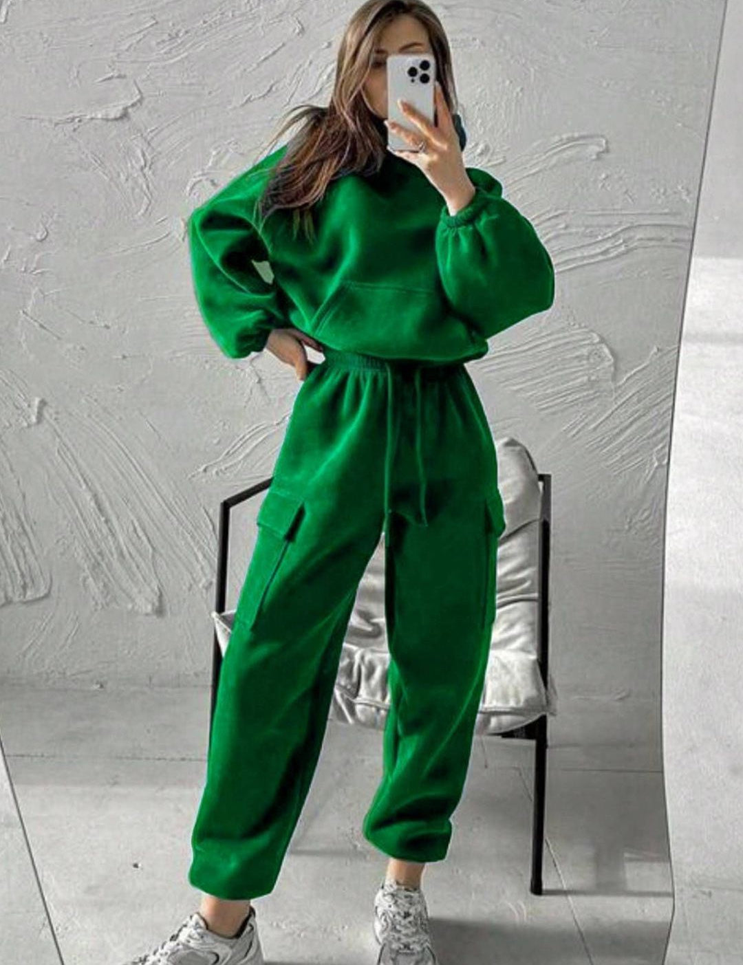 Kotty Hooded Neck Sweatshirt With Joggers