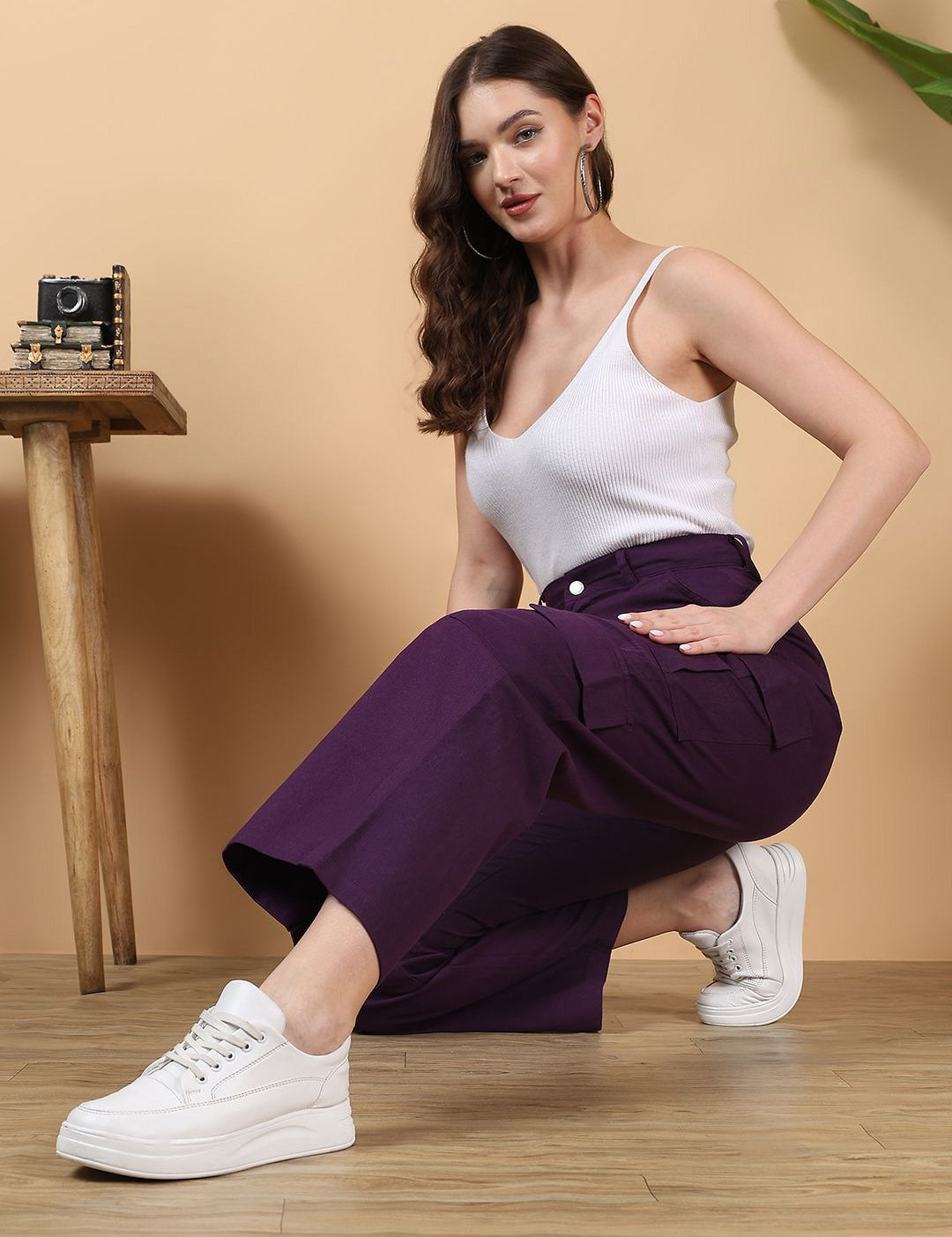 Kotty Women Straight Fit High-Rise Stretchable Jeans