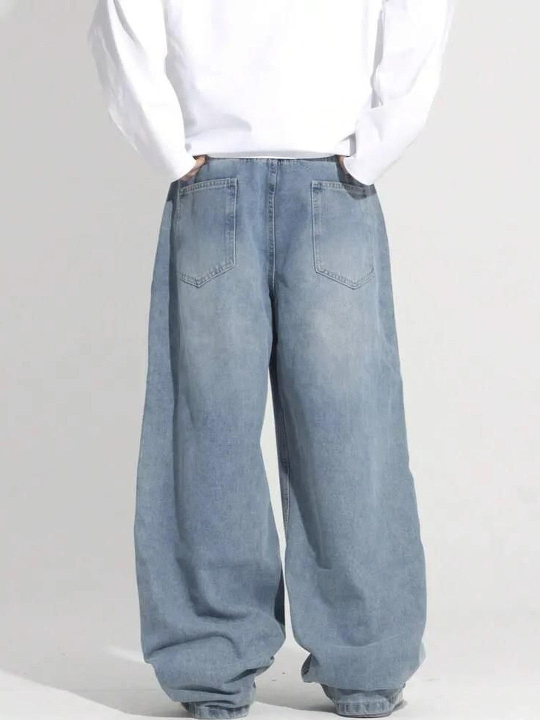 Kotty Men Wide Leg Low-Rise Light Fade Stretchable Jeans