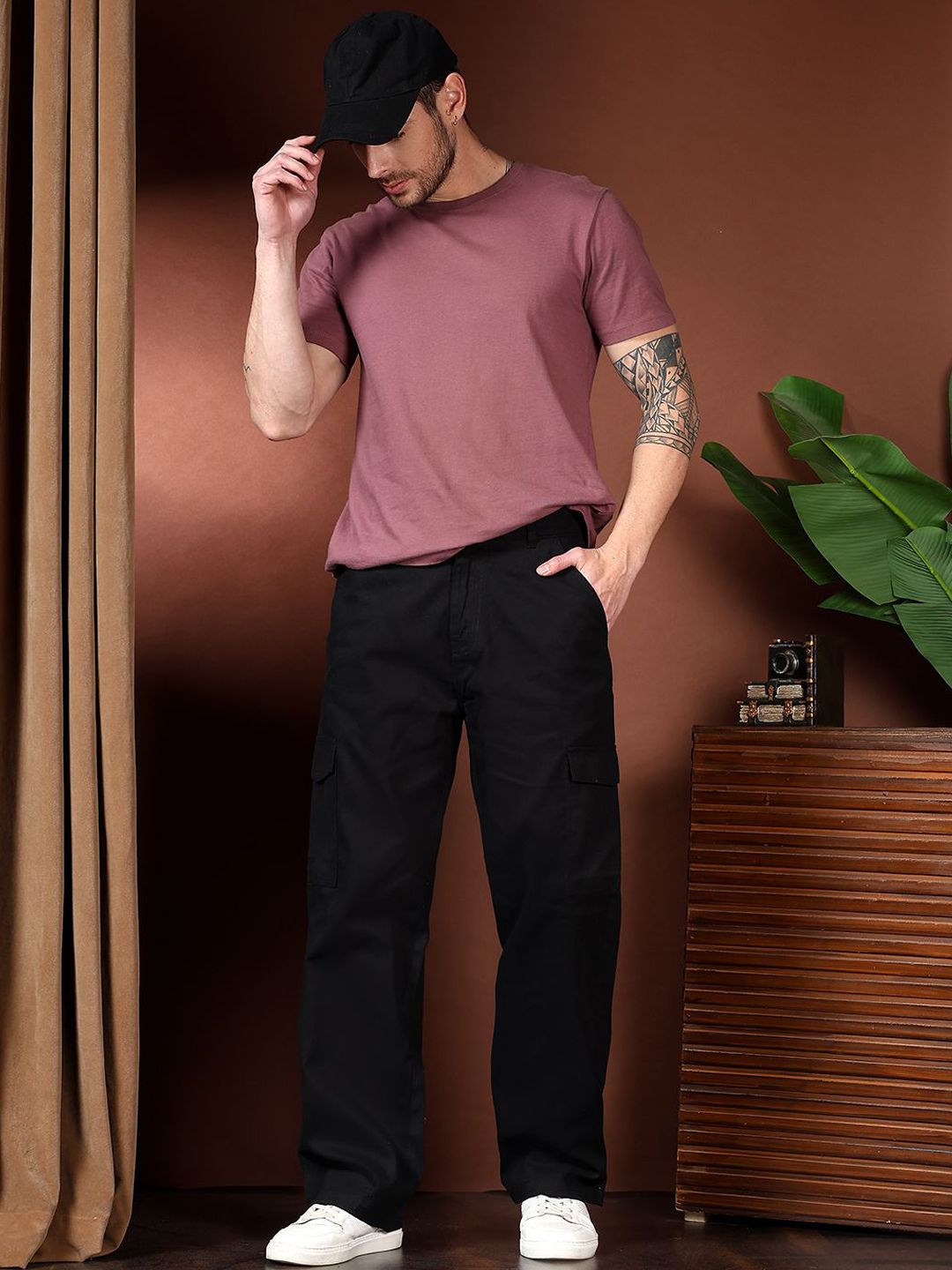 Kotty Men Relaxed Easy Wash Cargos Trousers