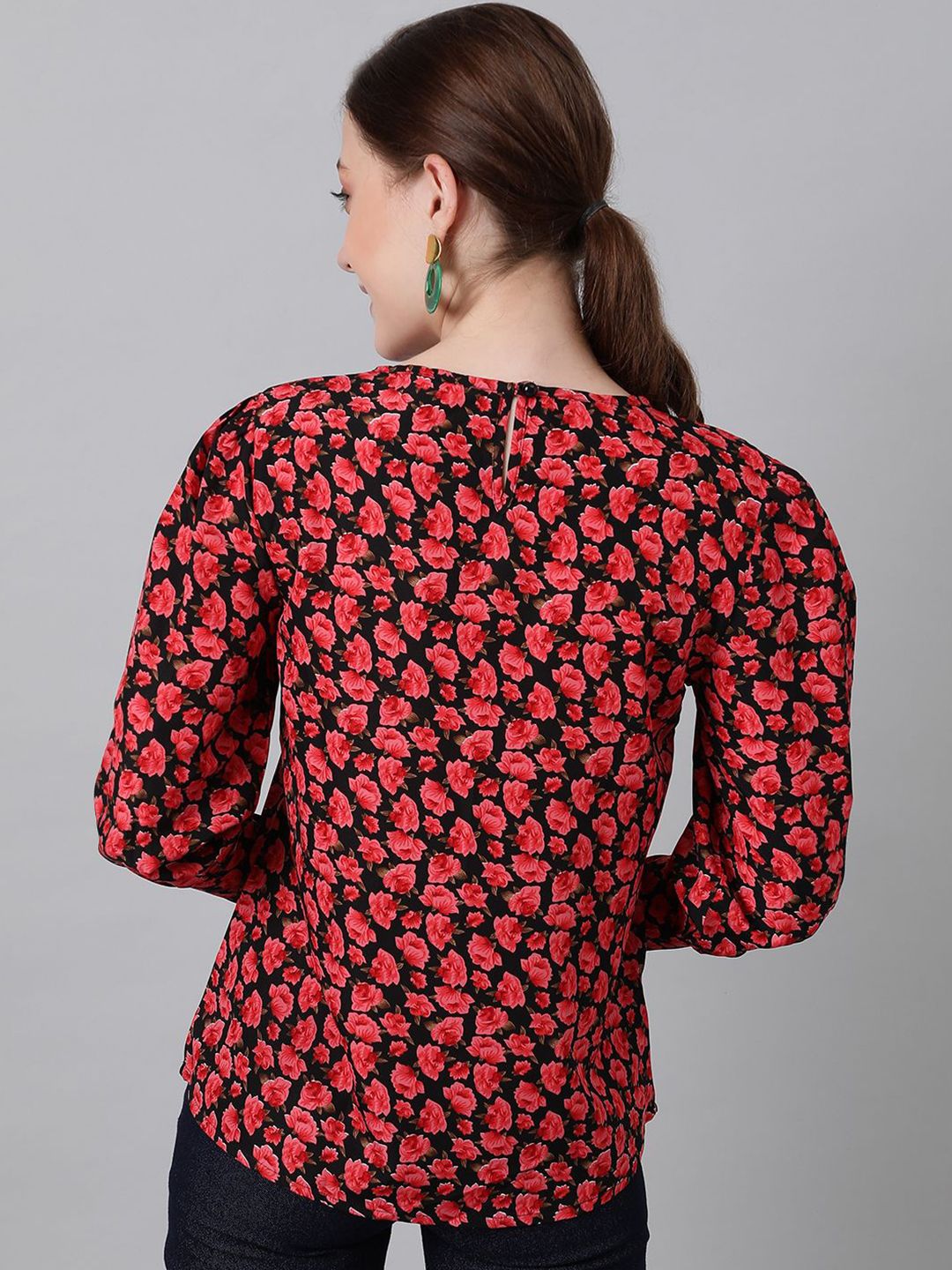 Kotty Women Round Neck Floral Printed Top