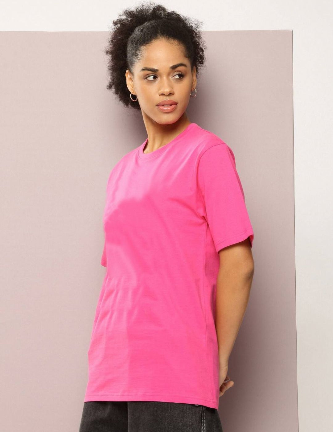 Kotty Round Neck Drop-Shoulder Sleeves Oversized T-shirt