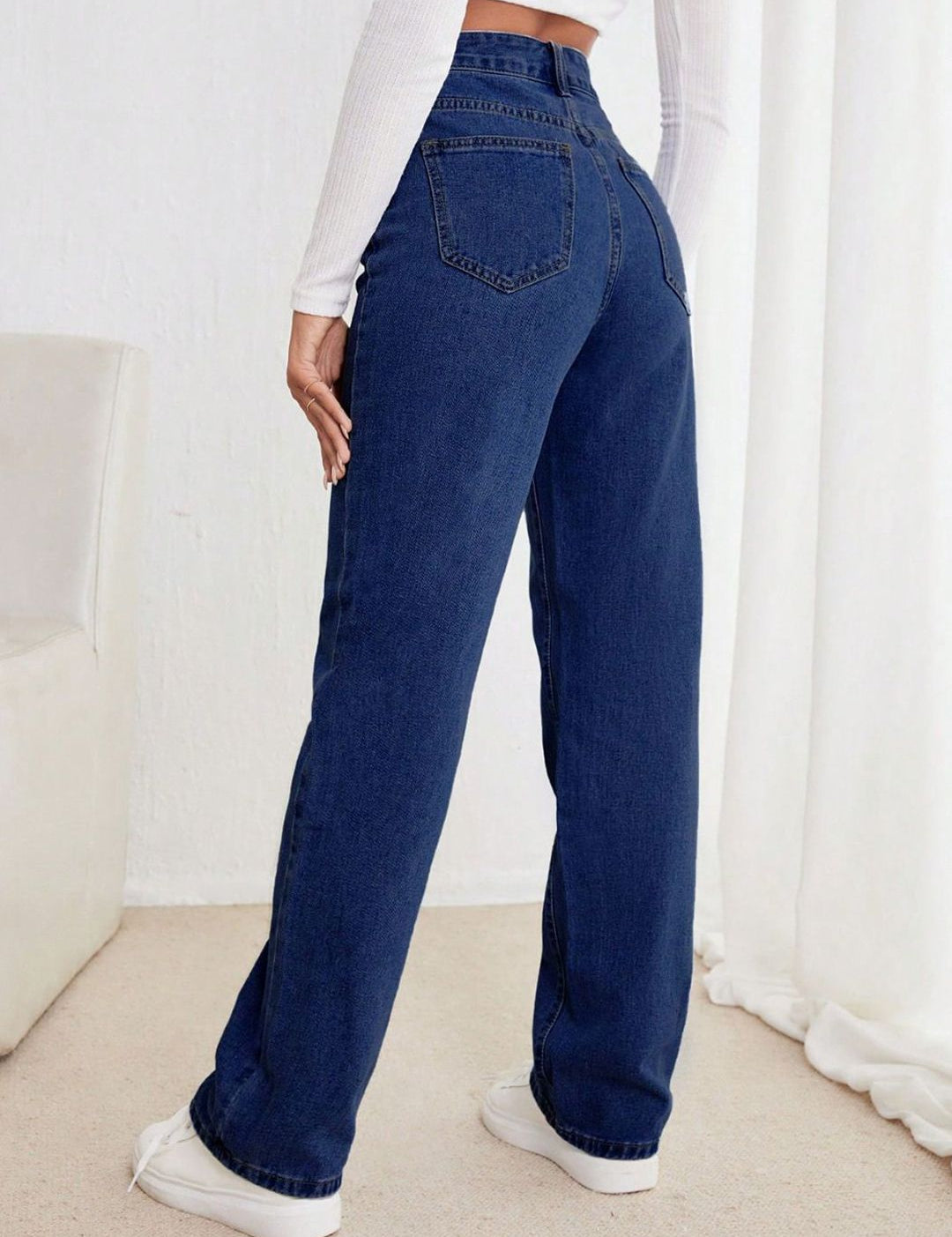 Kotty Women Straight Fit High-Rise Stretchable Jeans