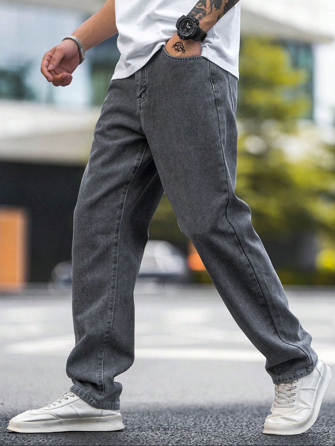 Kotty Men Low-Rise Stretchable Jeans