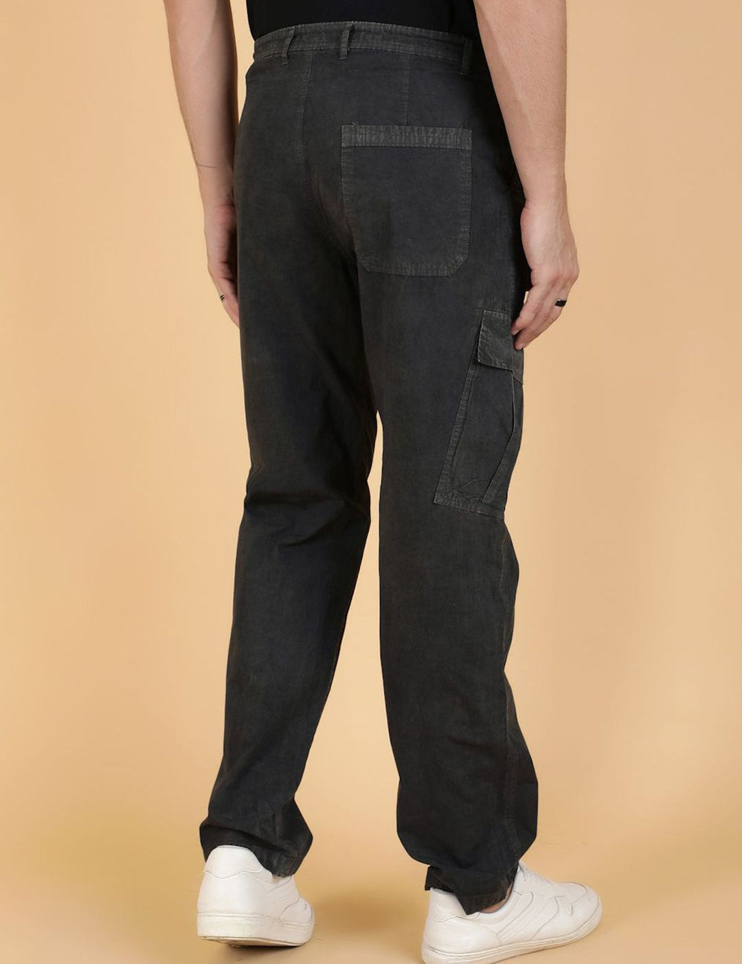 Kotty Men Solid Easy Wash Cargos Trousers