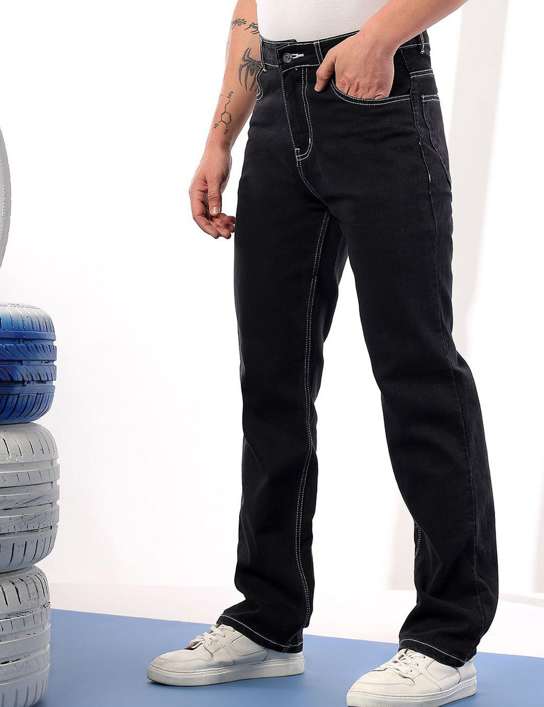 Kotty Men Comfort Fit Mid-Rise Stretchable Jeans