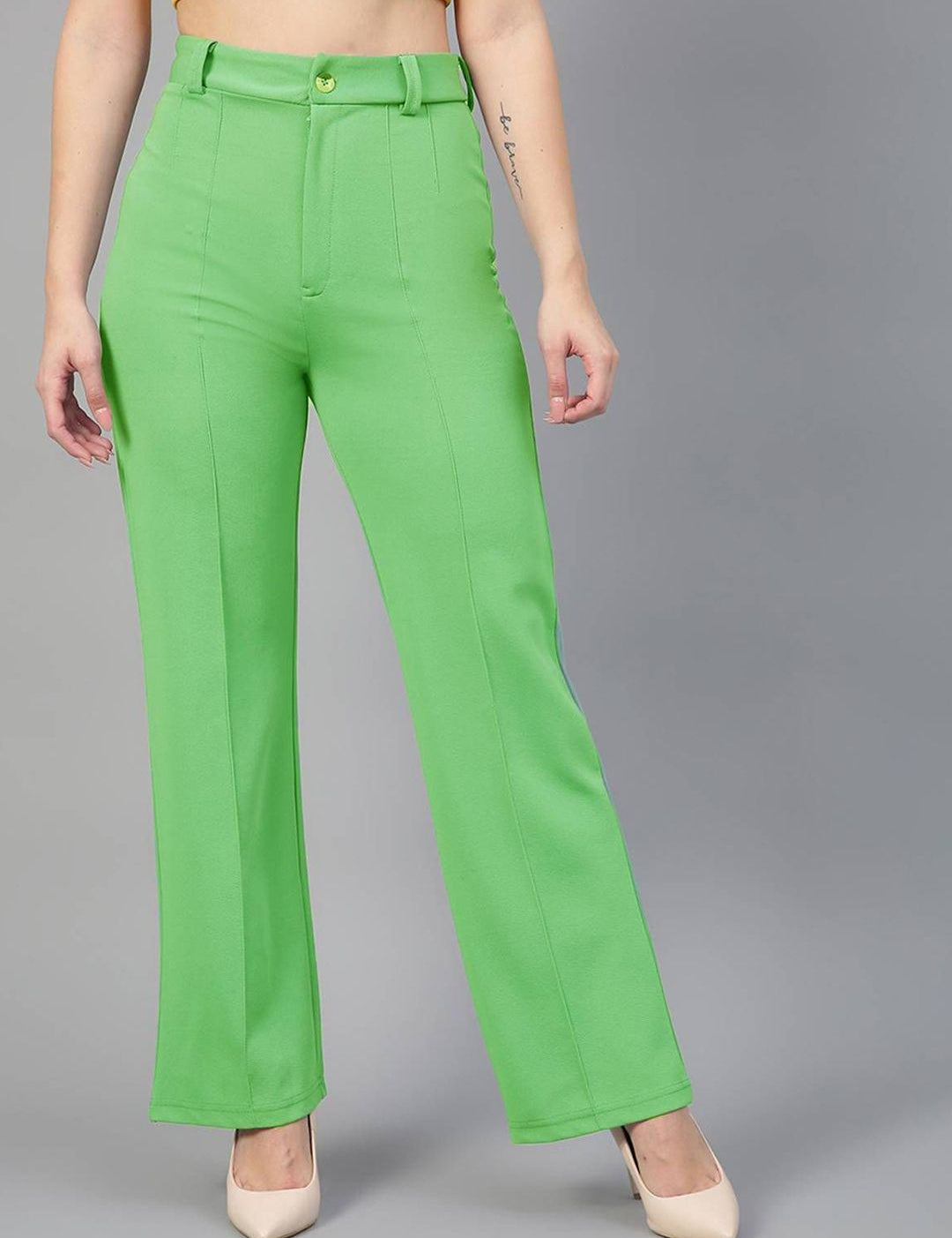 Kotty Women Relaxed High-Rise Trousers
