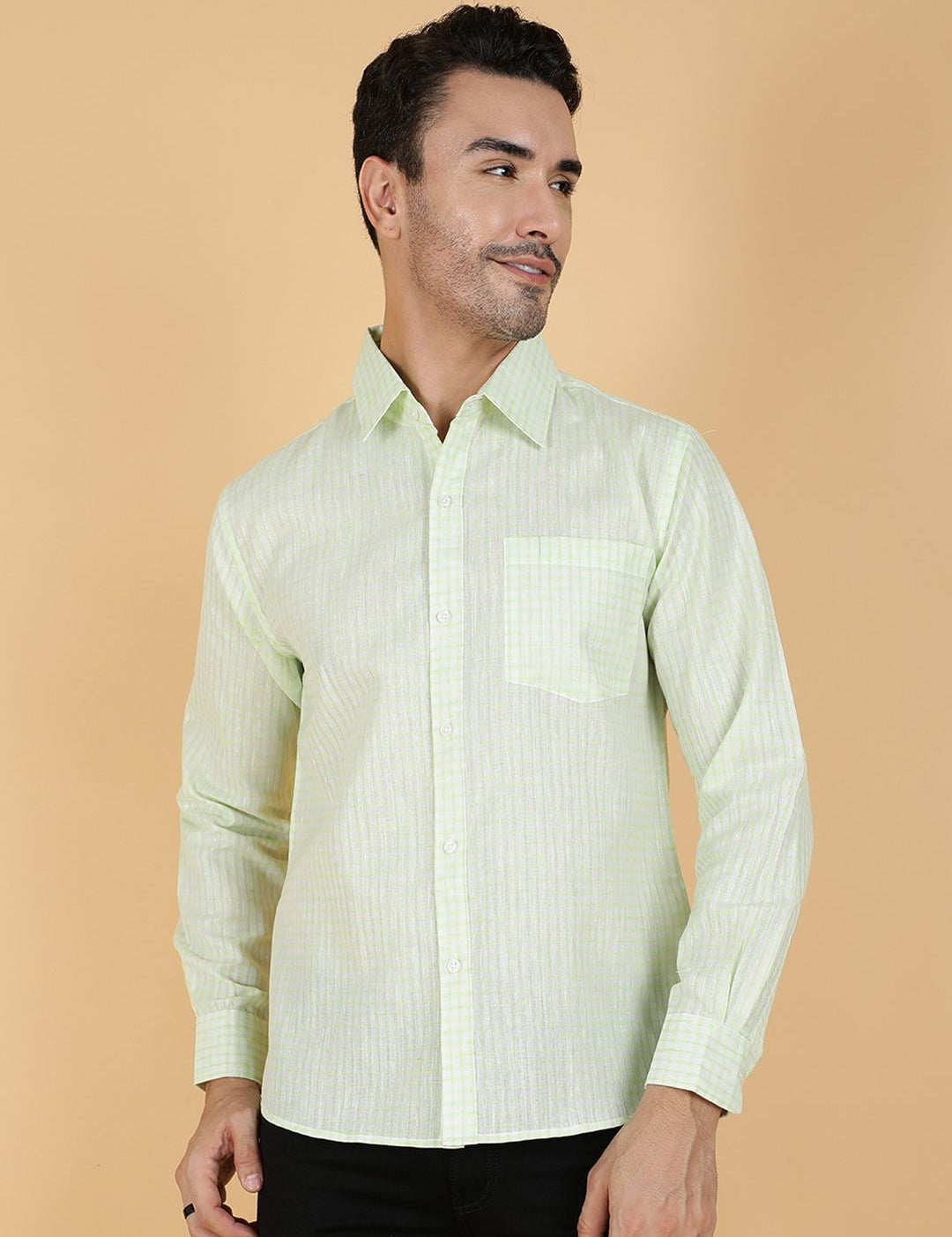 Kotty Men Relaxed Spread Collar Graphic Printed Casual Shirt