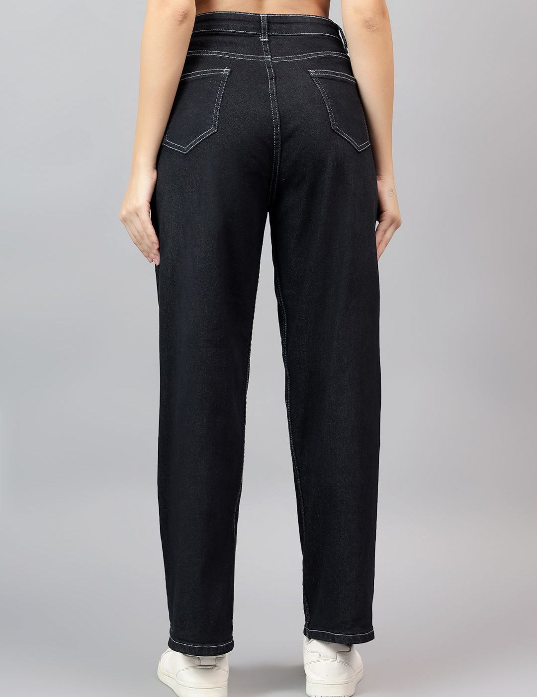 Kotty Women Straight Fit High-Rise Stretchable Jeans