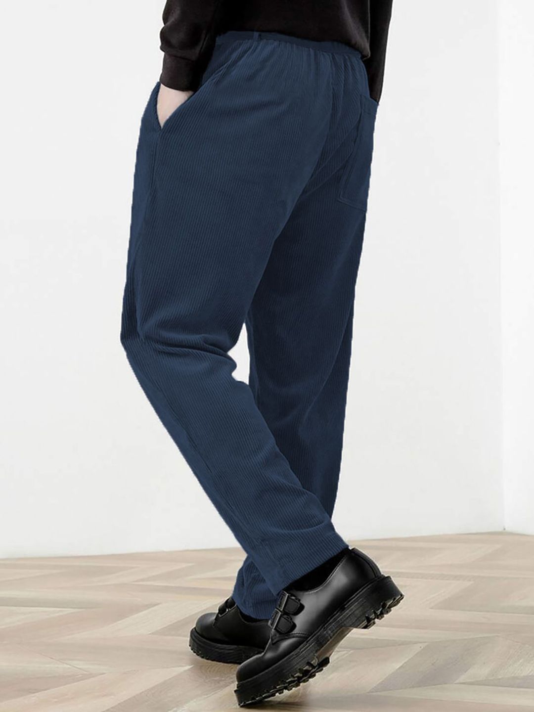 Kotty Men Relaxed Straight Fit High Rise Cotton Trousers
