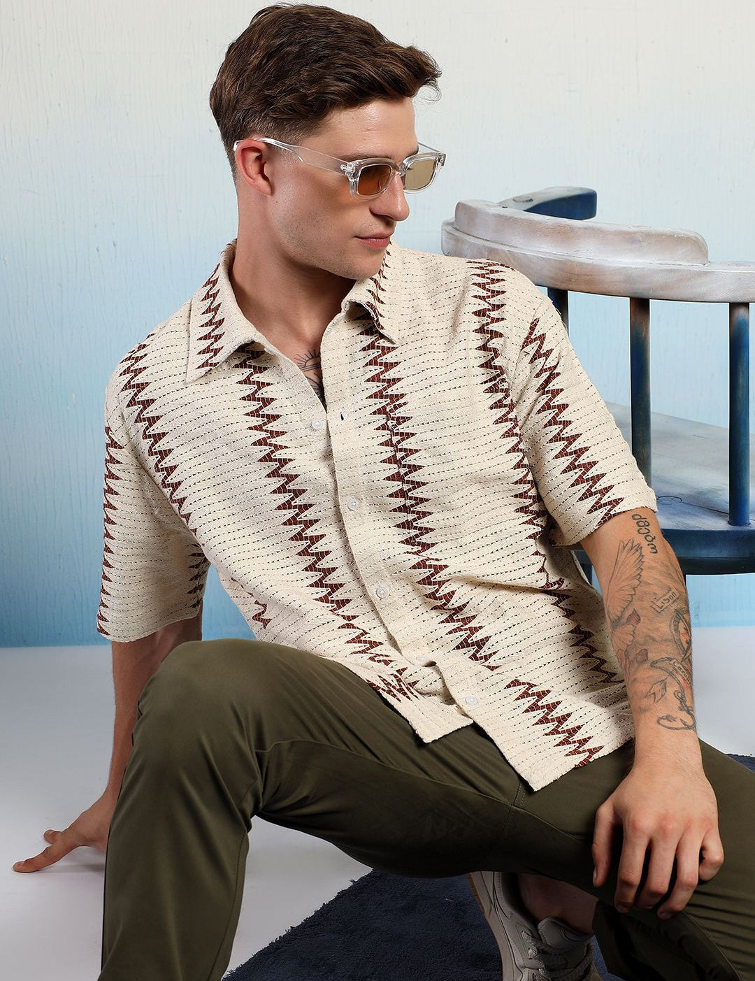 Kotty Men Geometric Self Design Cotton Sheer Casual Shirt