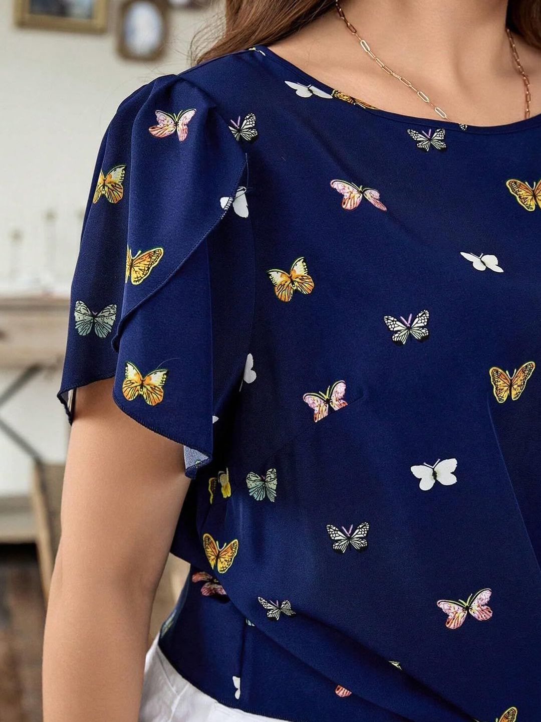 KOTTY Women Butterfly Print Boat Neck Puff Sleeves Tie-Up Top