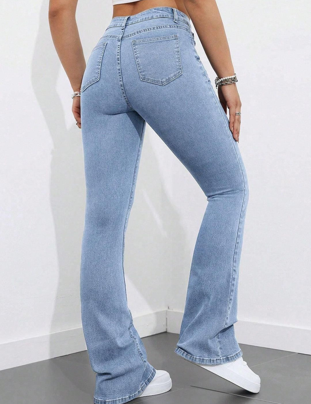 Kotty Women Bootcut High-Rise Stretchable Jeans