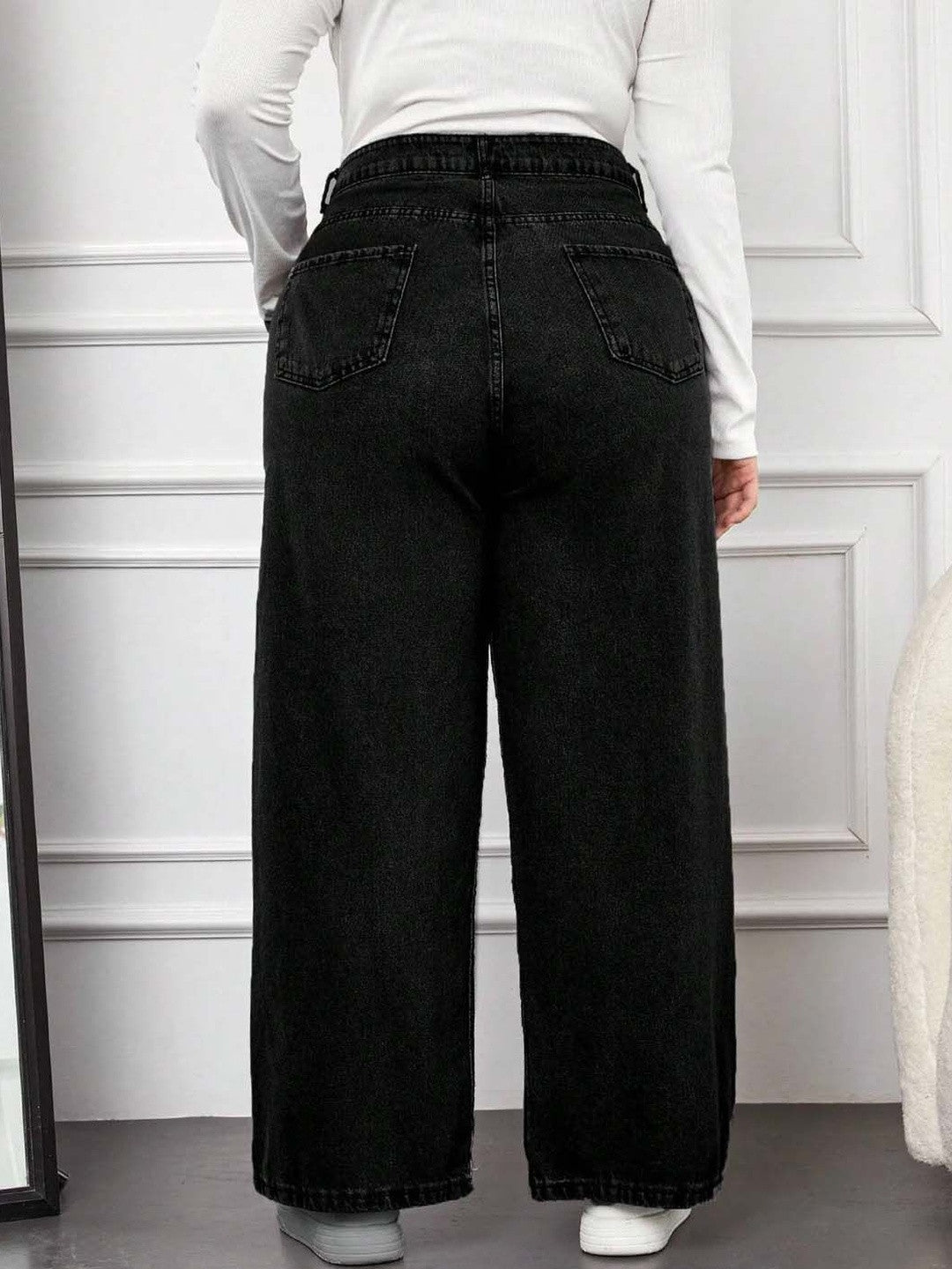 Kotty Women Straight Wide Fit Denim Jeans