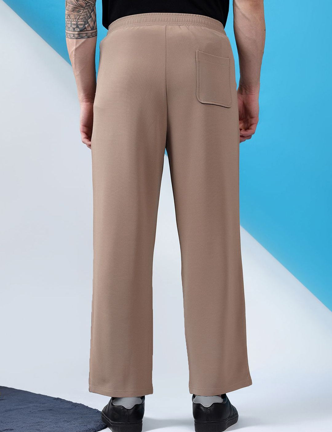 Kotty Men Low-Rise Pleated Trousers