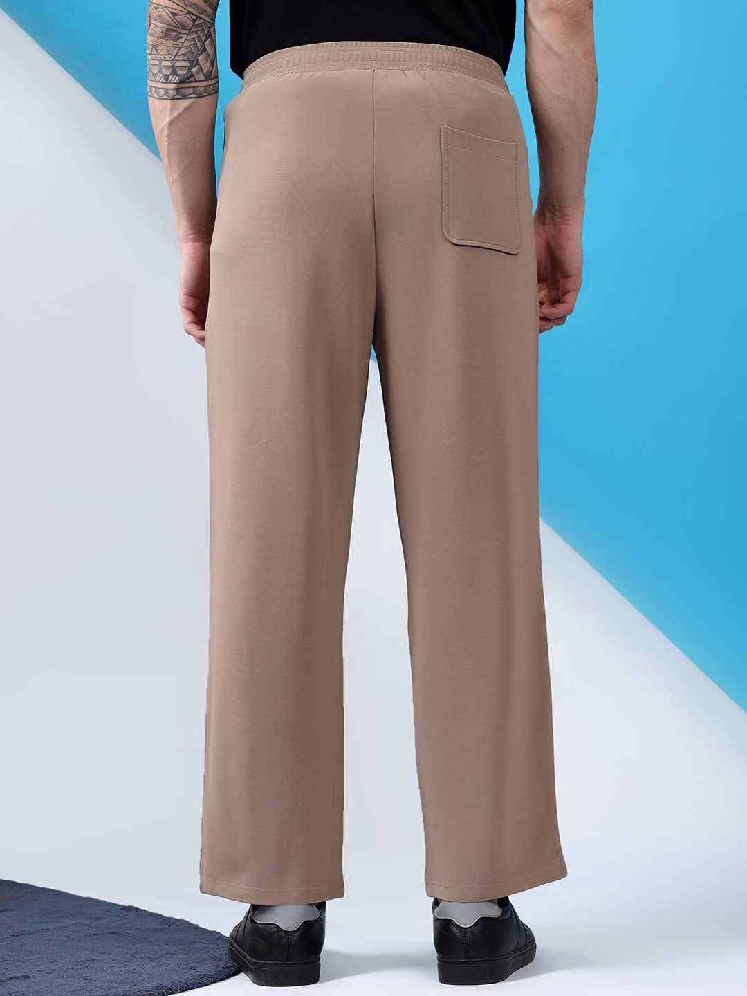 Kotty Men Low-Rise Pleated Trousers