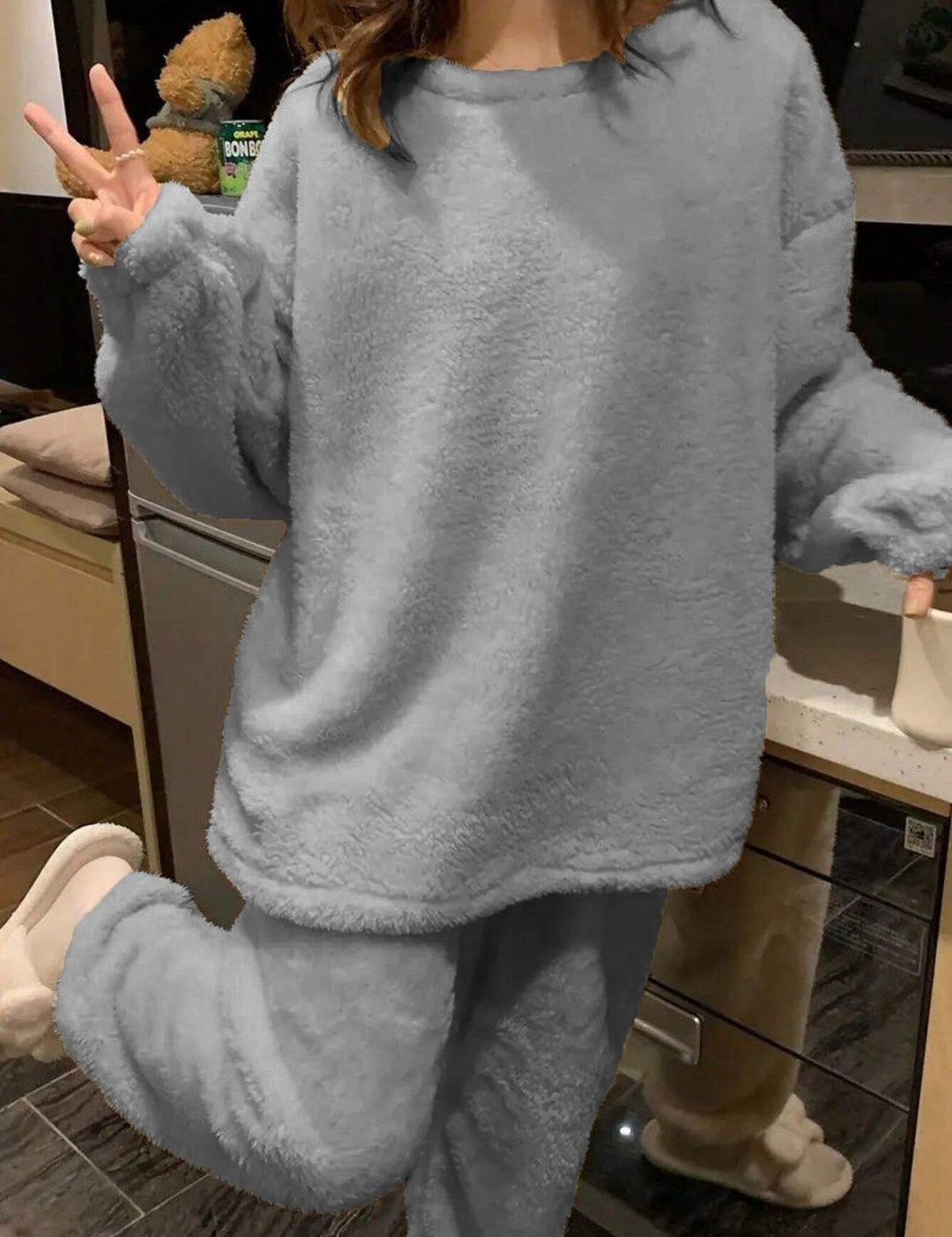 Kotty Women Round Neck Top With Pyjamas