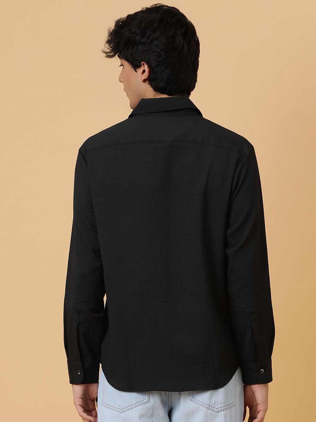 Kotty Men Relaxed Spread Collar Solid Casual Shirt