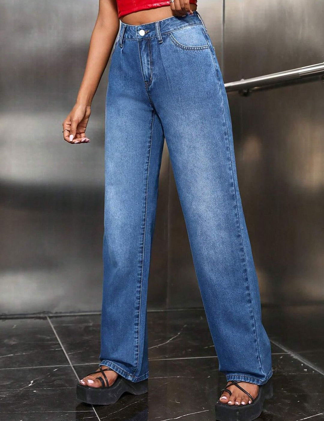 Kotty Women Straight Fit High-Rise Stretchable Jeans