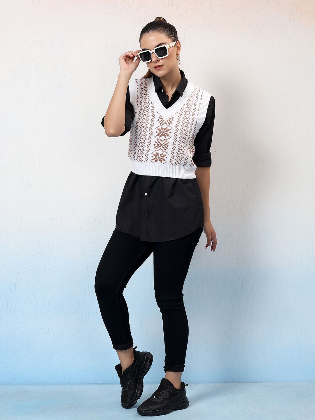 Kotty Women Crop Sweater Vest