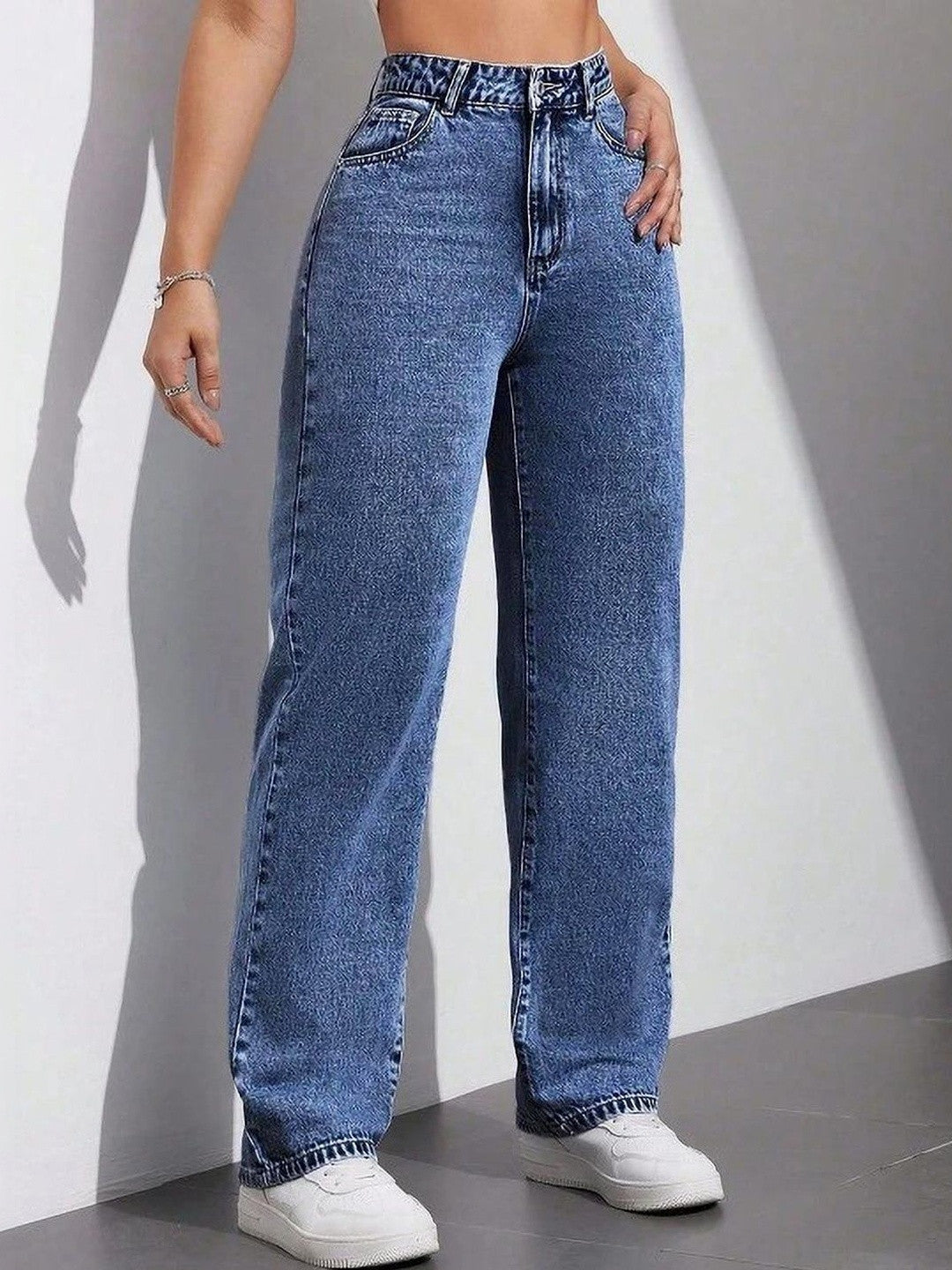 Kotty Women Jean Straight Fit Mid-Rise Jeans
