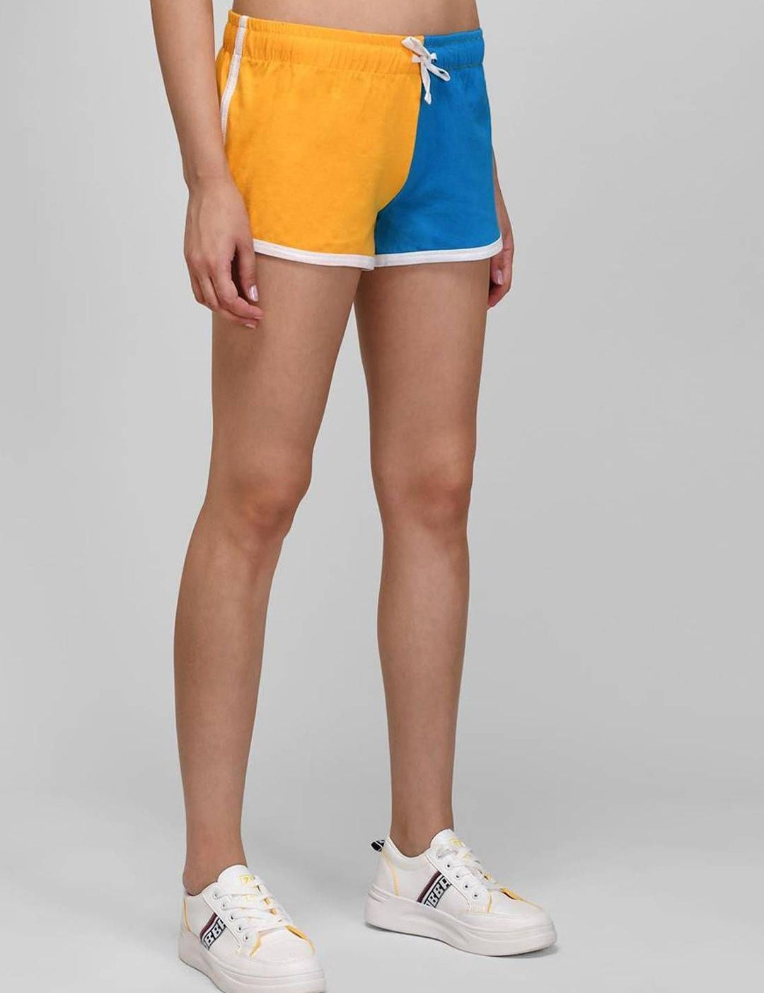 Kotty Women Colourblocked Relaxed Fit Mid-Rise Sports Shorts 