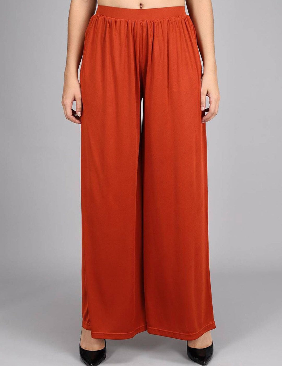 Kotty Women Relaxed High-Rise Trousers