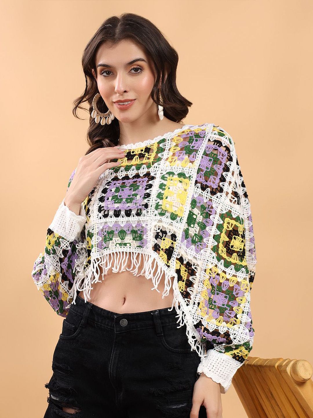 Kotty Round Neck Regular Crop Top