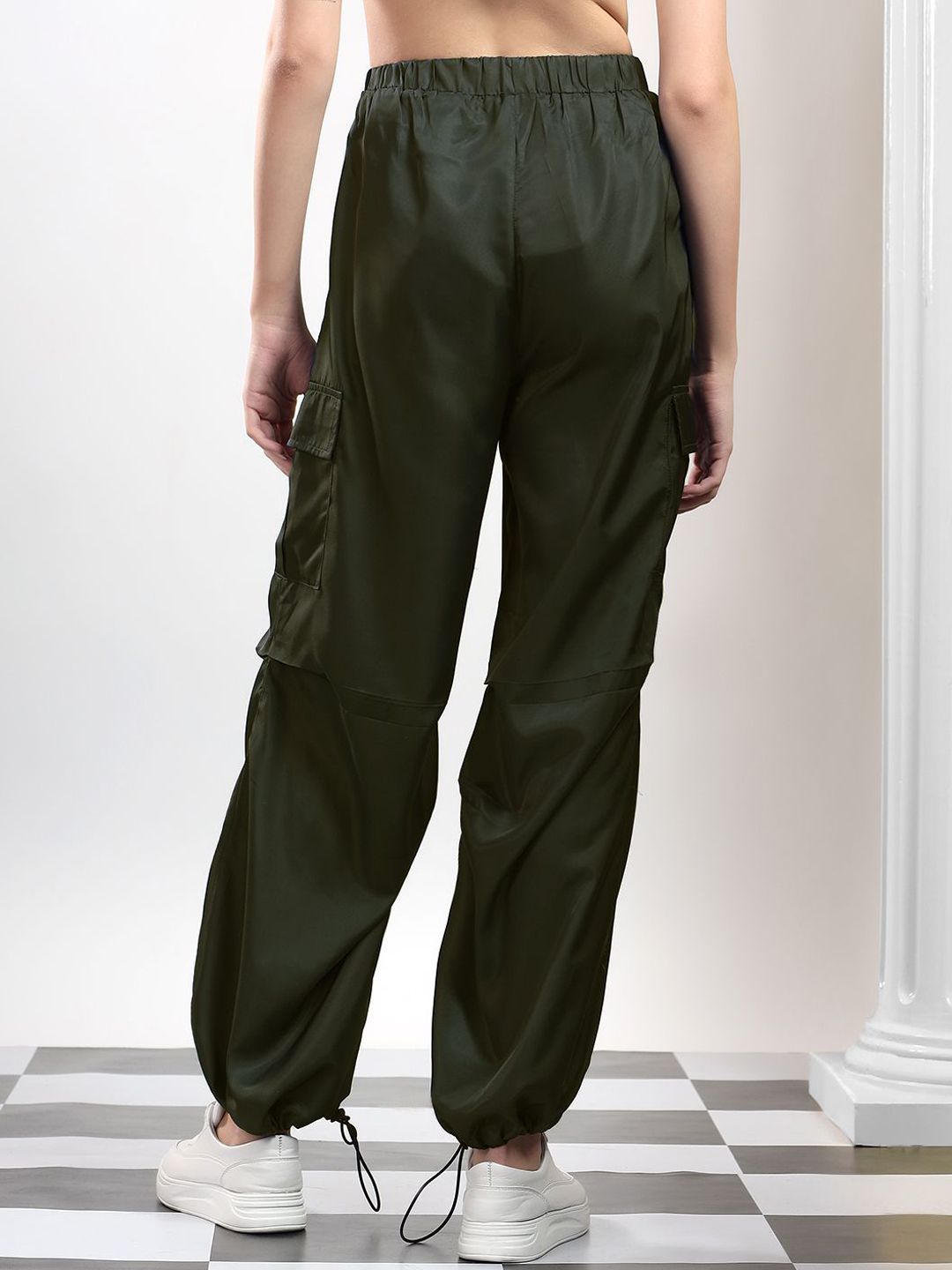 Kotty Women High-Rise Parachute Jogger