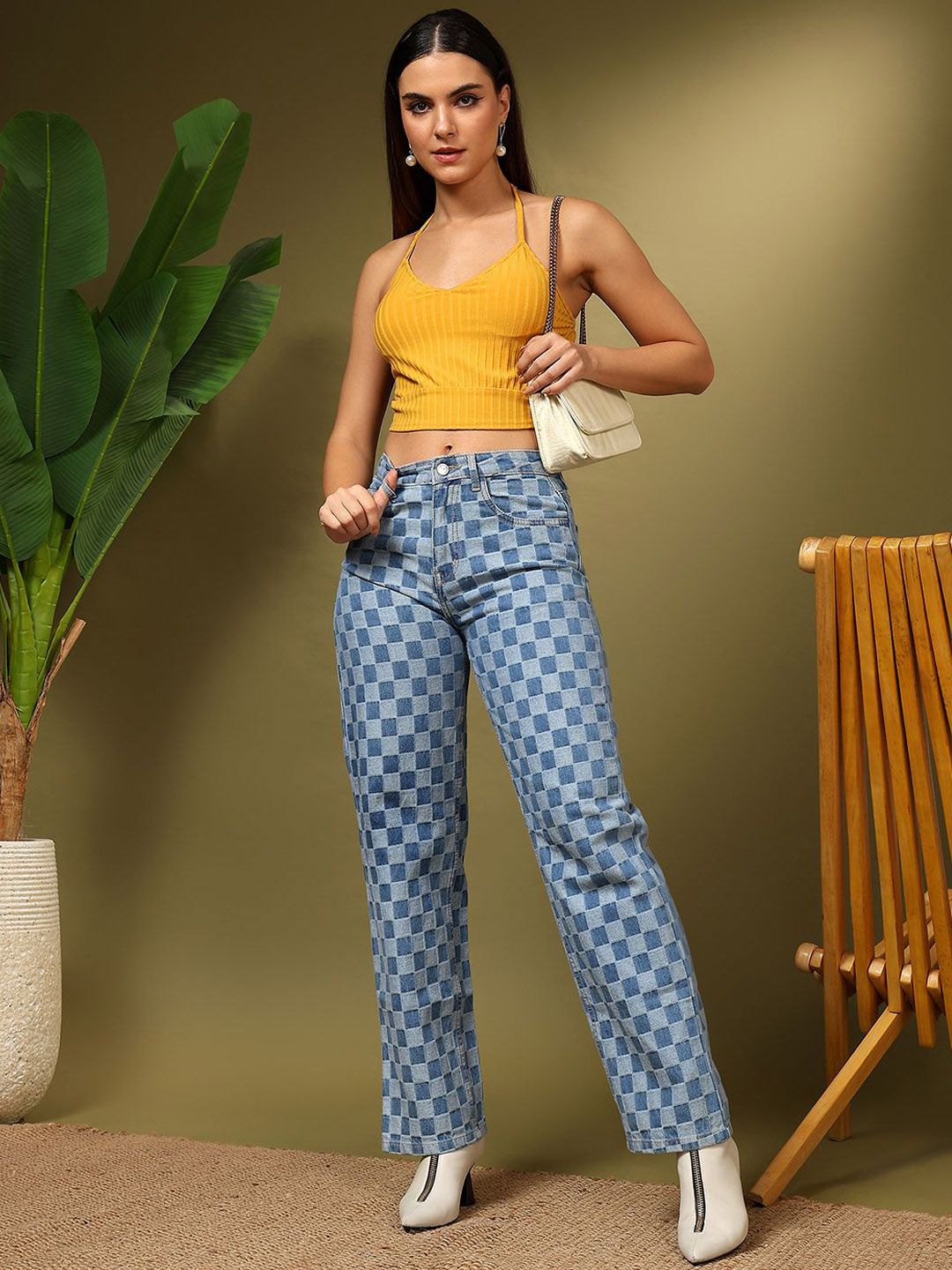 Kotty Women Straight Fit High-Rise Stretchable Jeans